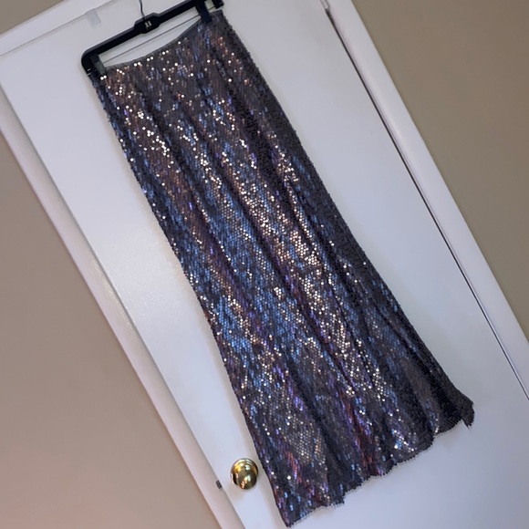 Venus Sequin Maxi long skirt gray grey flare bottom worn once matte sequin - Picture 1 of 11